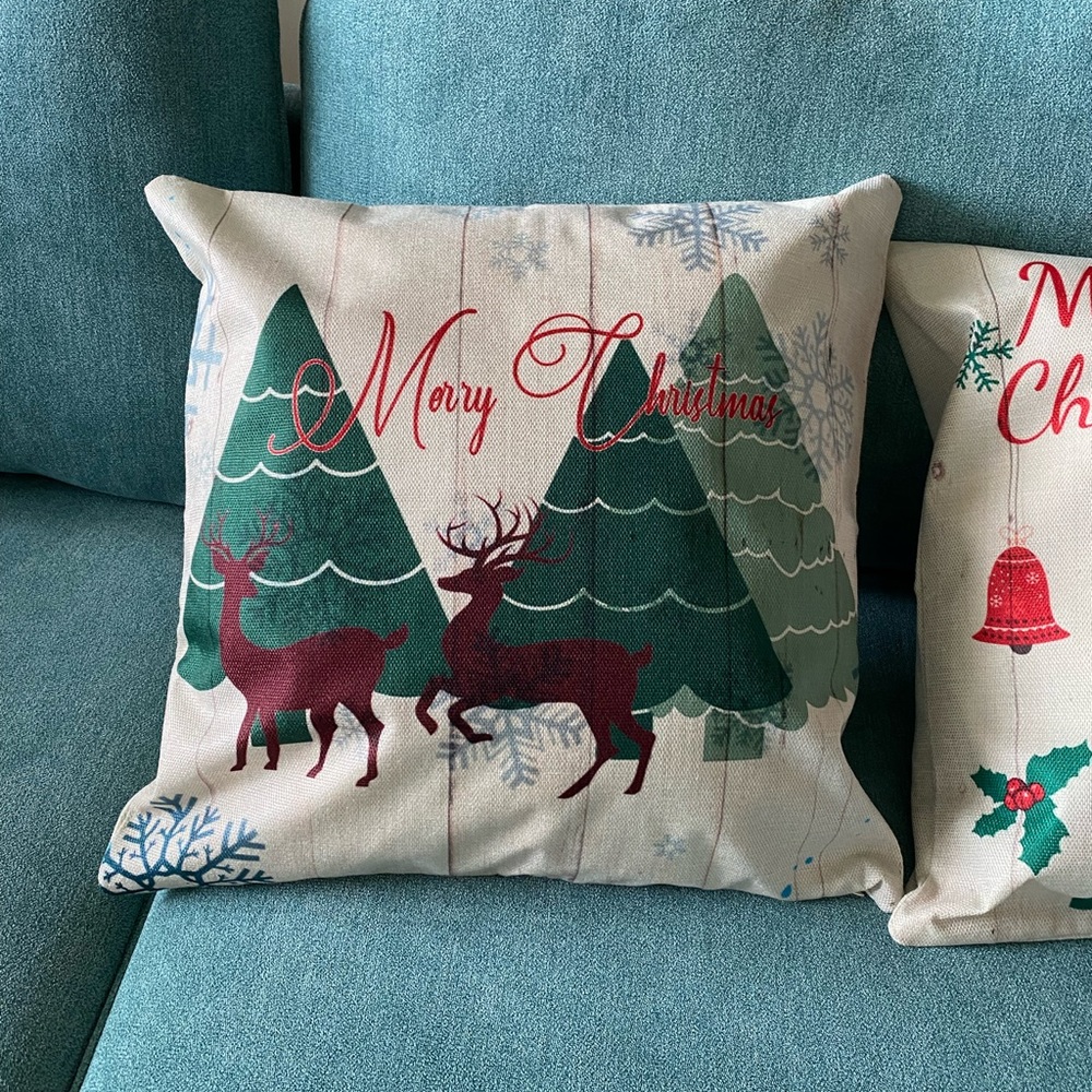 Christmas Holiday Decorative Pillow Covers 16”x 16”. Set of 4 as shown.  NWOT